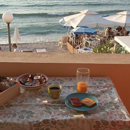Beatrice'S Apartment أخارافي الغرفة الصورة